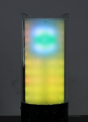 Die LED-Lampe die die Stimmung im Zimmer des Professors anzeigt